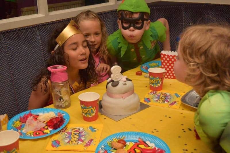 super heroes party