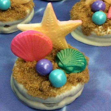 Little Mermaid Inspired Oreos.