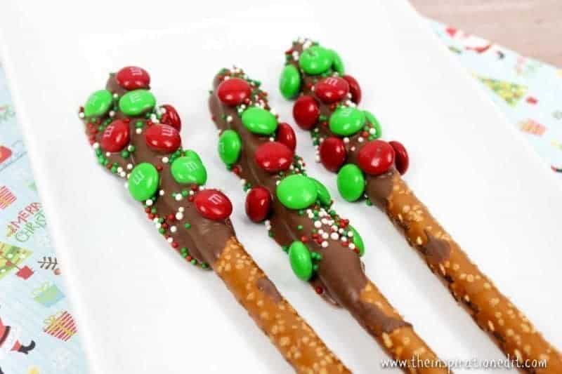 Christmas Pretzel rods