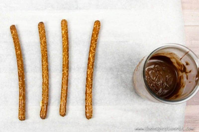Christmas Pretzel rods