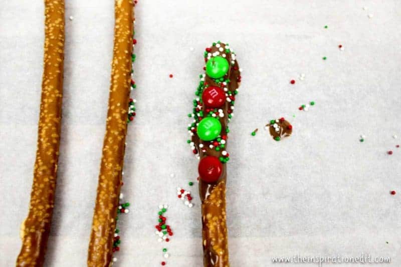 Christmas Pretzel rods