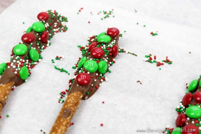 Christmas Pretzel rods