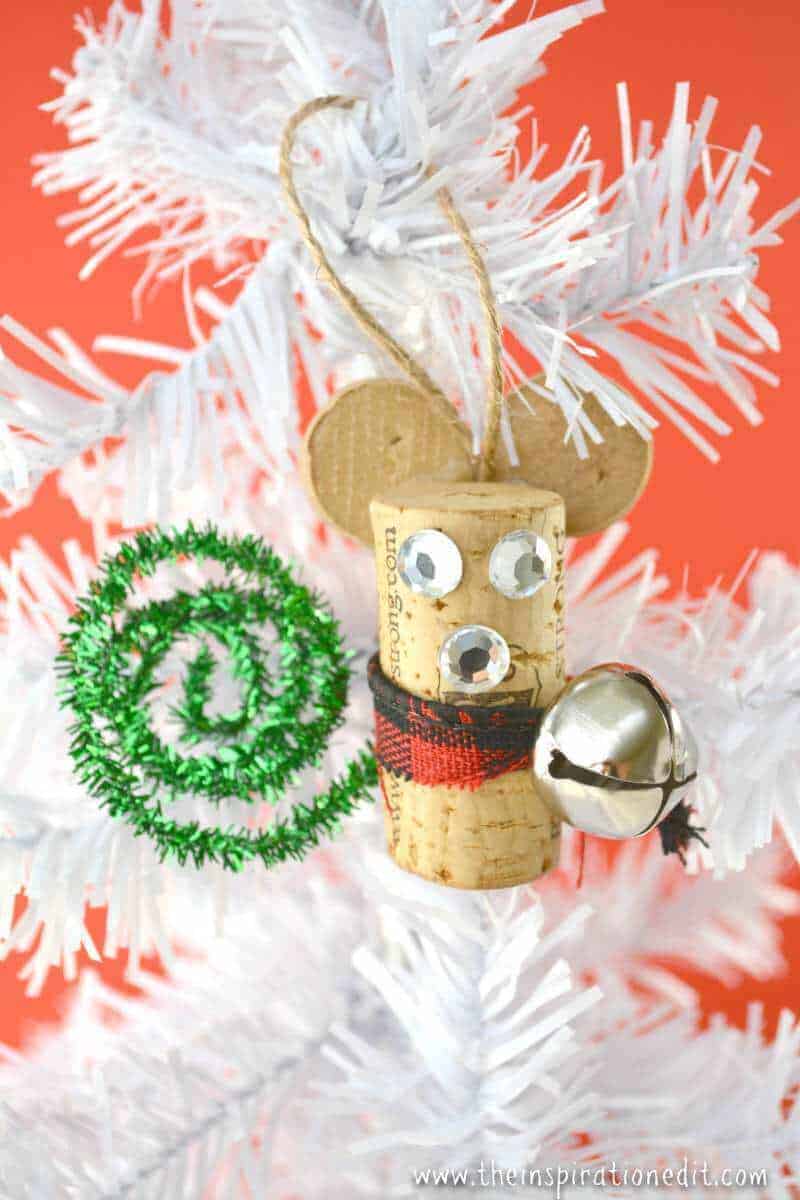 Wine Cork Mouse Craft.