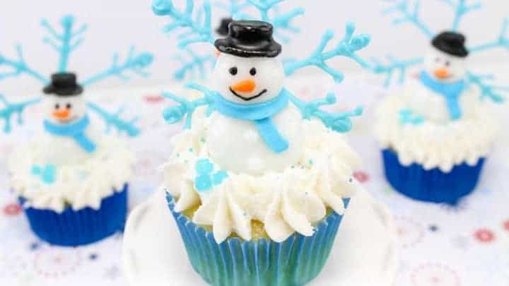 snowman cupcakes