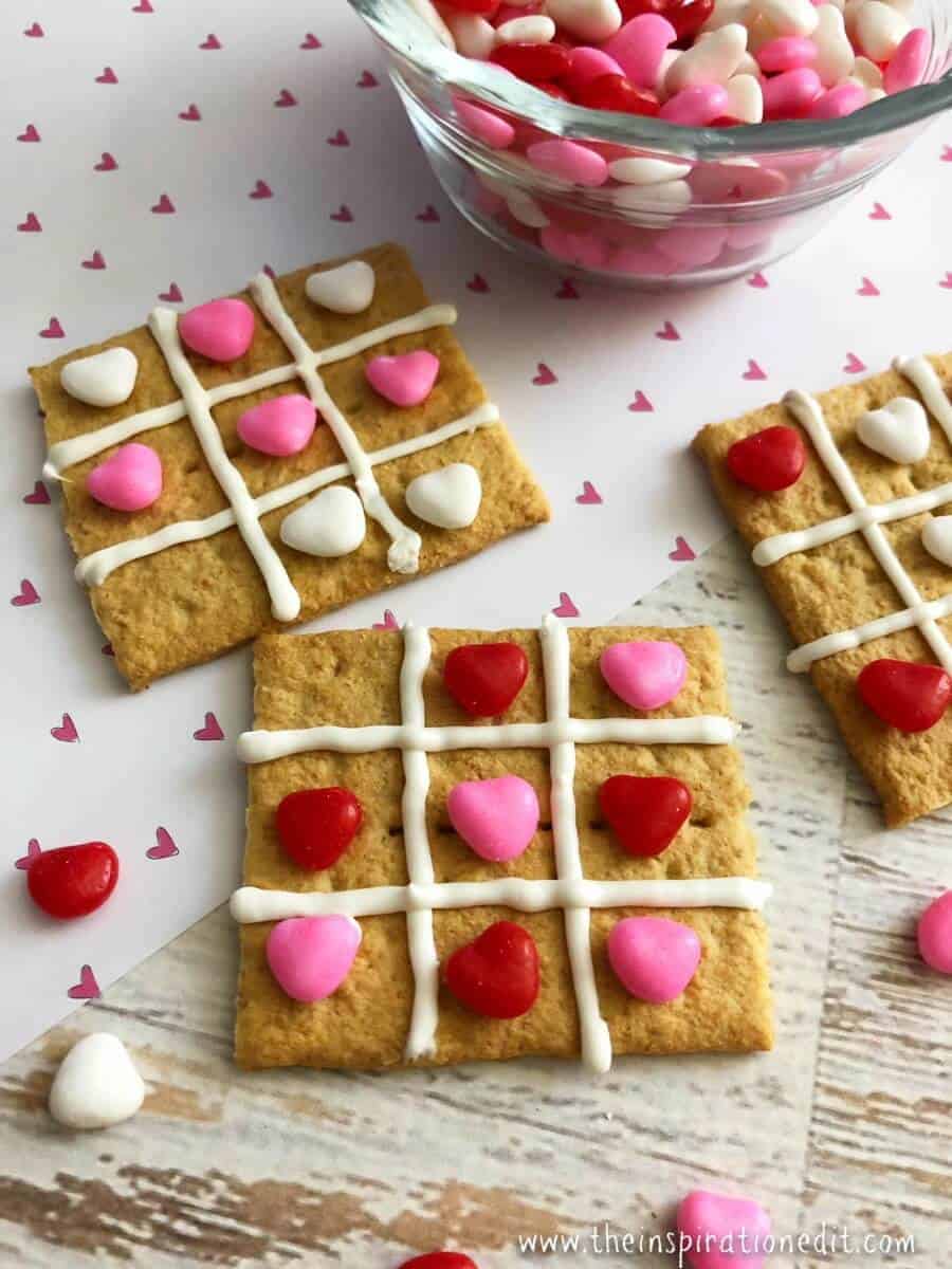 VALENTINES TIC TAC TOE