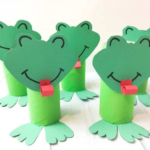 Cute toilet tube frogs craft.