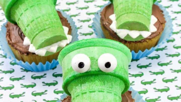 Alligator Cupcakes Super Fun Cupcake Ideas