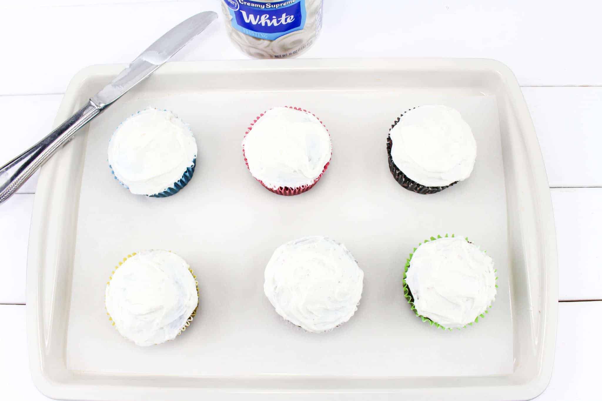 halloween cupcakes with eyeballs