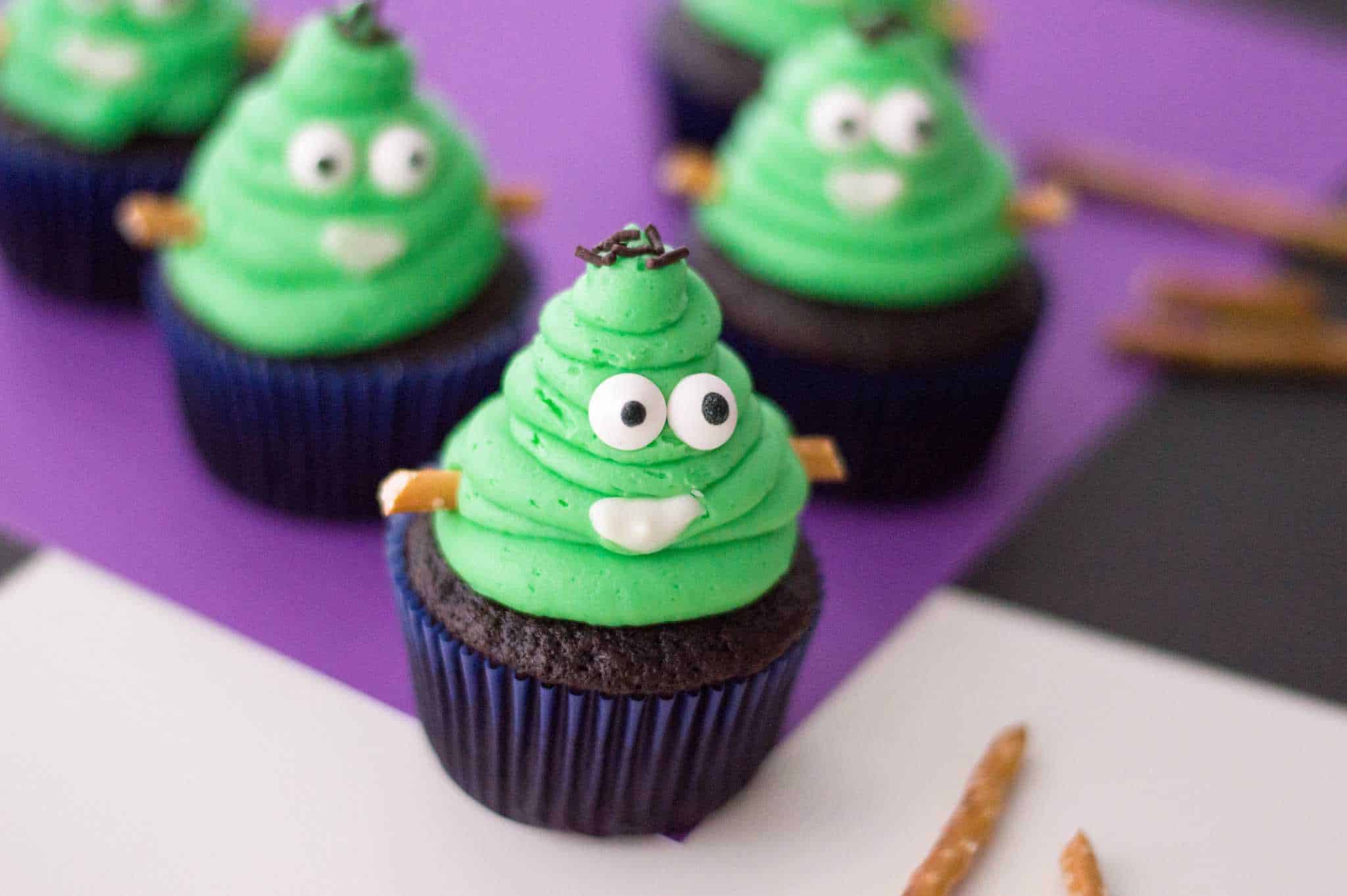 Frankenstein Monster Halloween Cupcakes