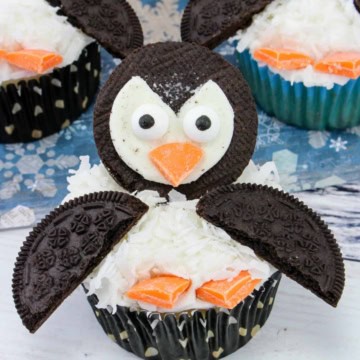 Penguin Cupcakes.