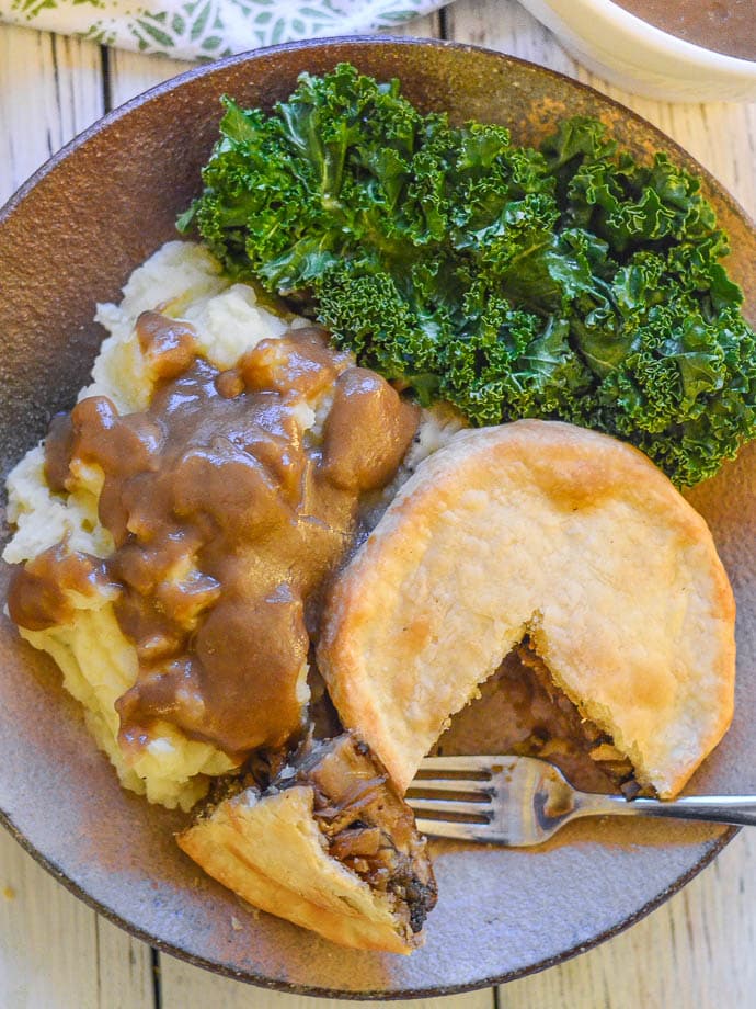 easy-vegan-mushroom-pie