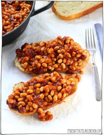 smoky-vegan-beans-on-toast