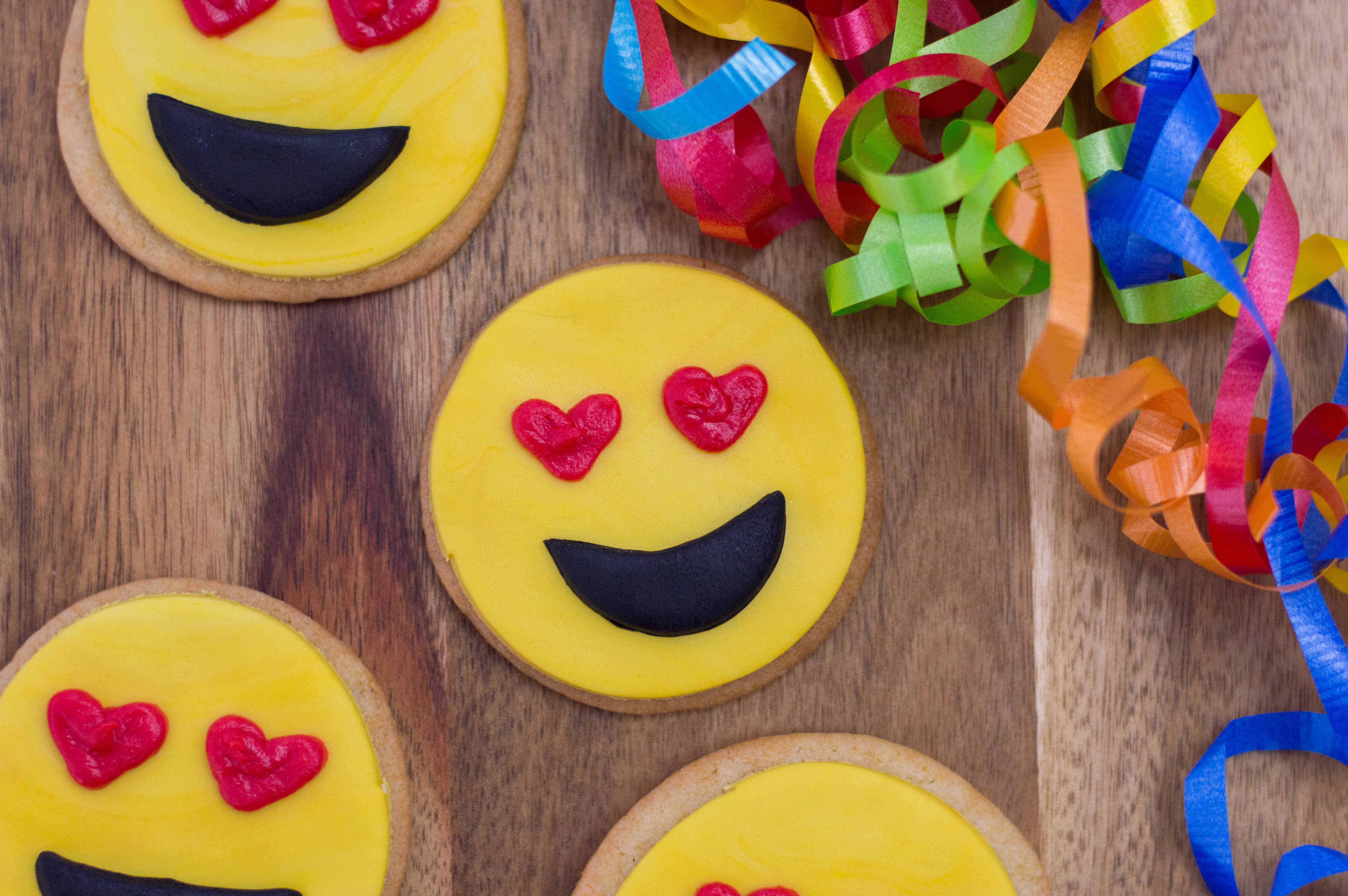 Valentine emoji cookies.