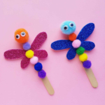 Dragonfly Craft Using Popsicle Sticks.