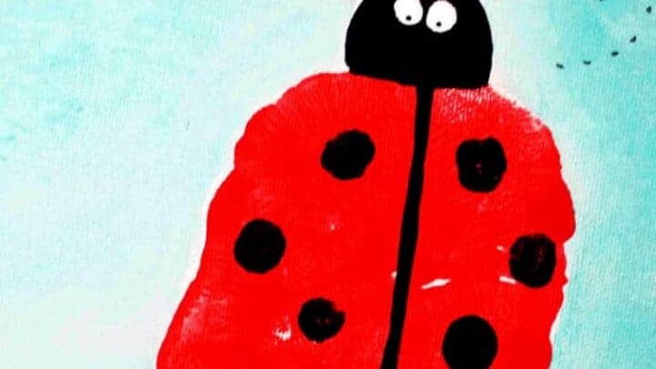 HANDPRINT LADYBUG ART