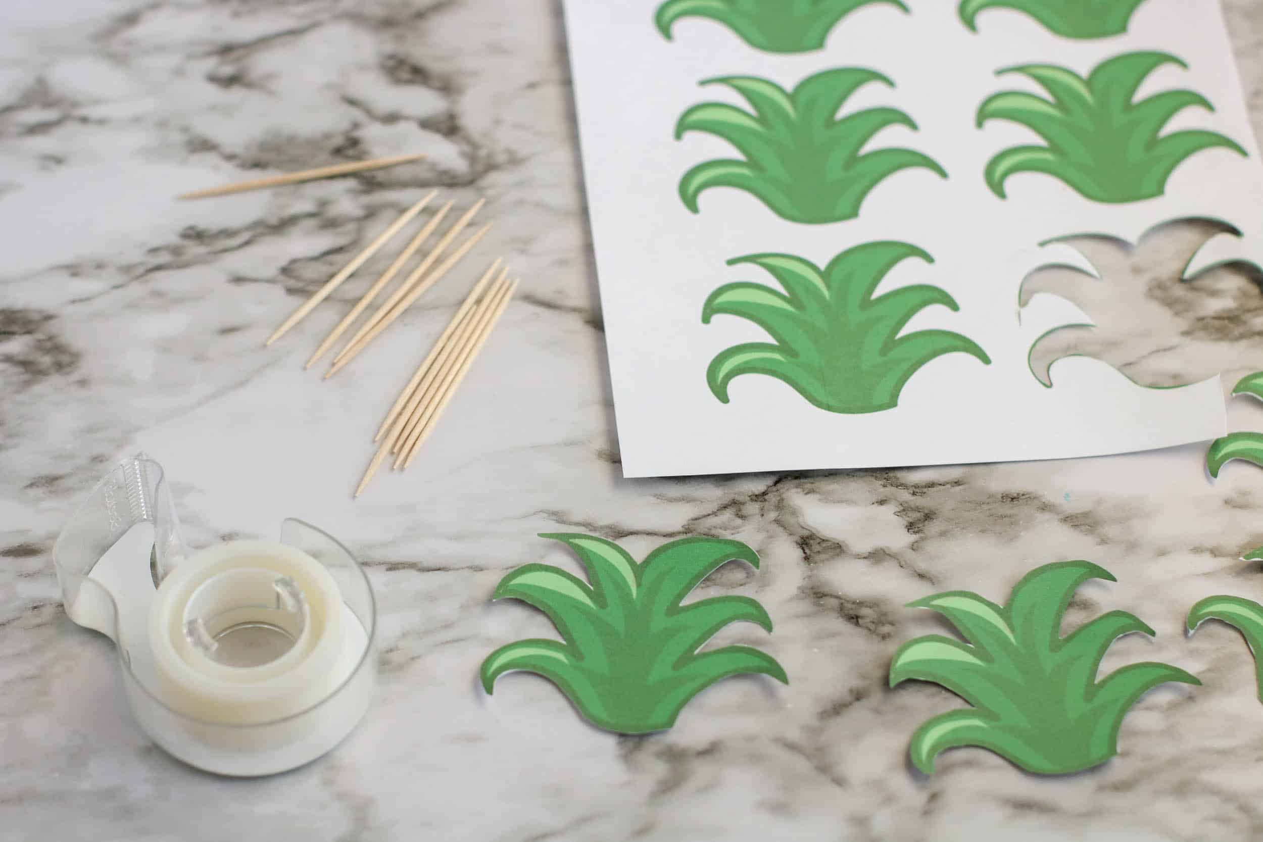 Pineapple Cupcake Toppers.