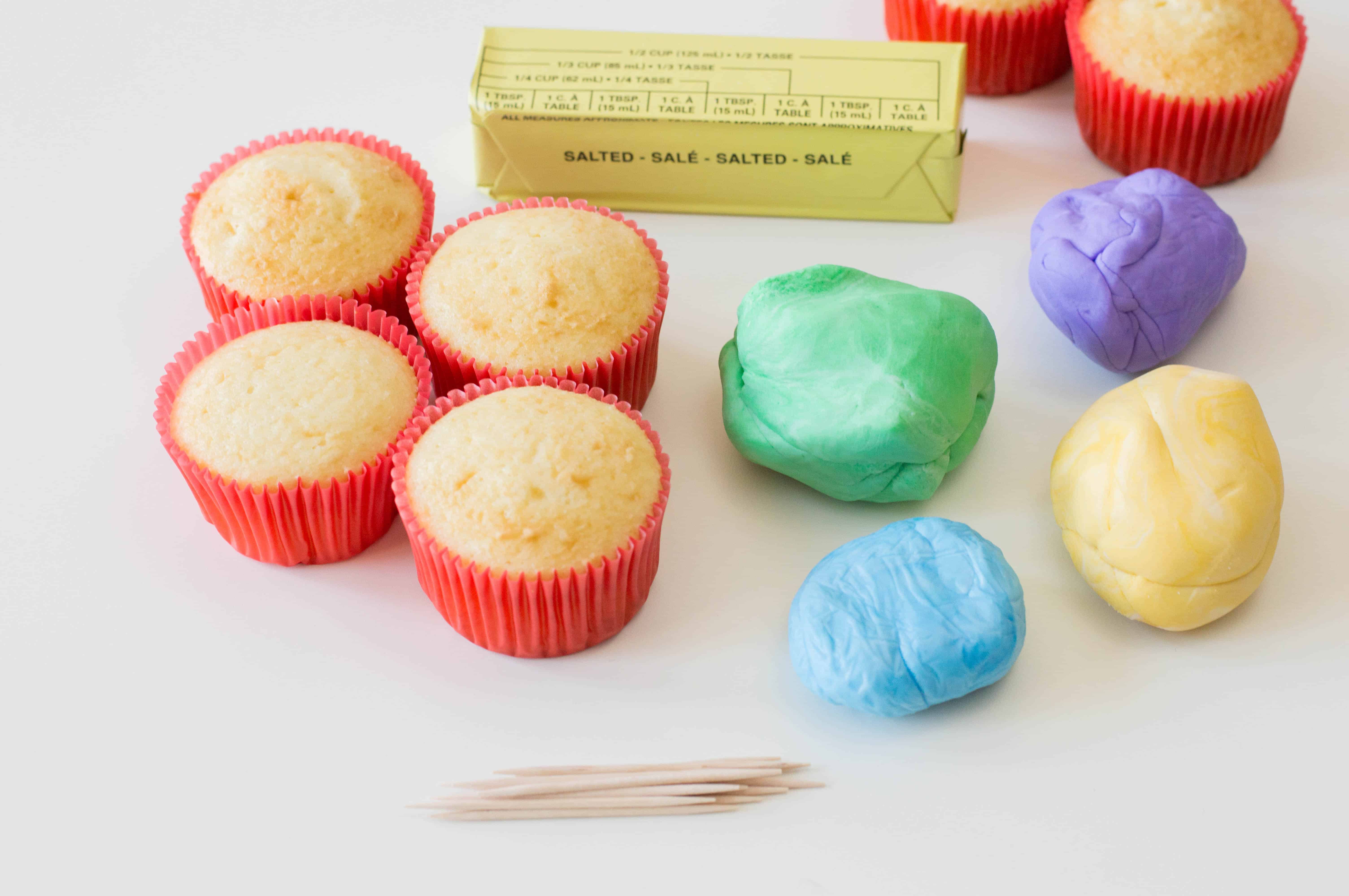 clown cupcakes and circus cupcakes ingredients