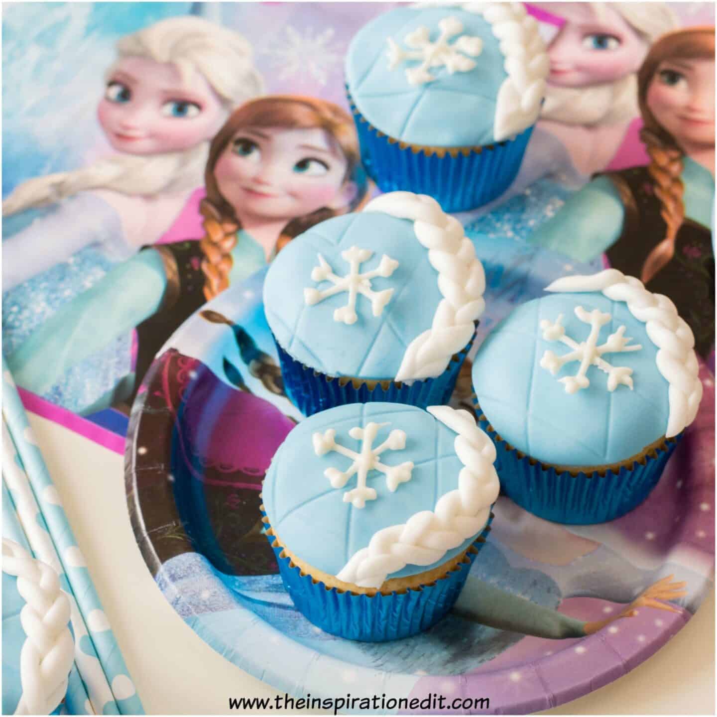Disney Frozen Cupcakes With Elsa Hair