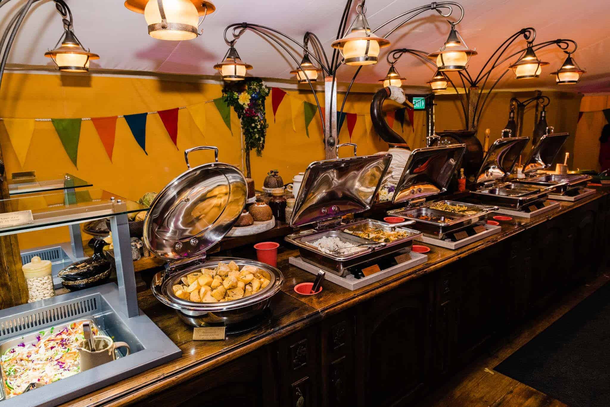 hobbiton banquet buffet lunch