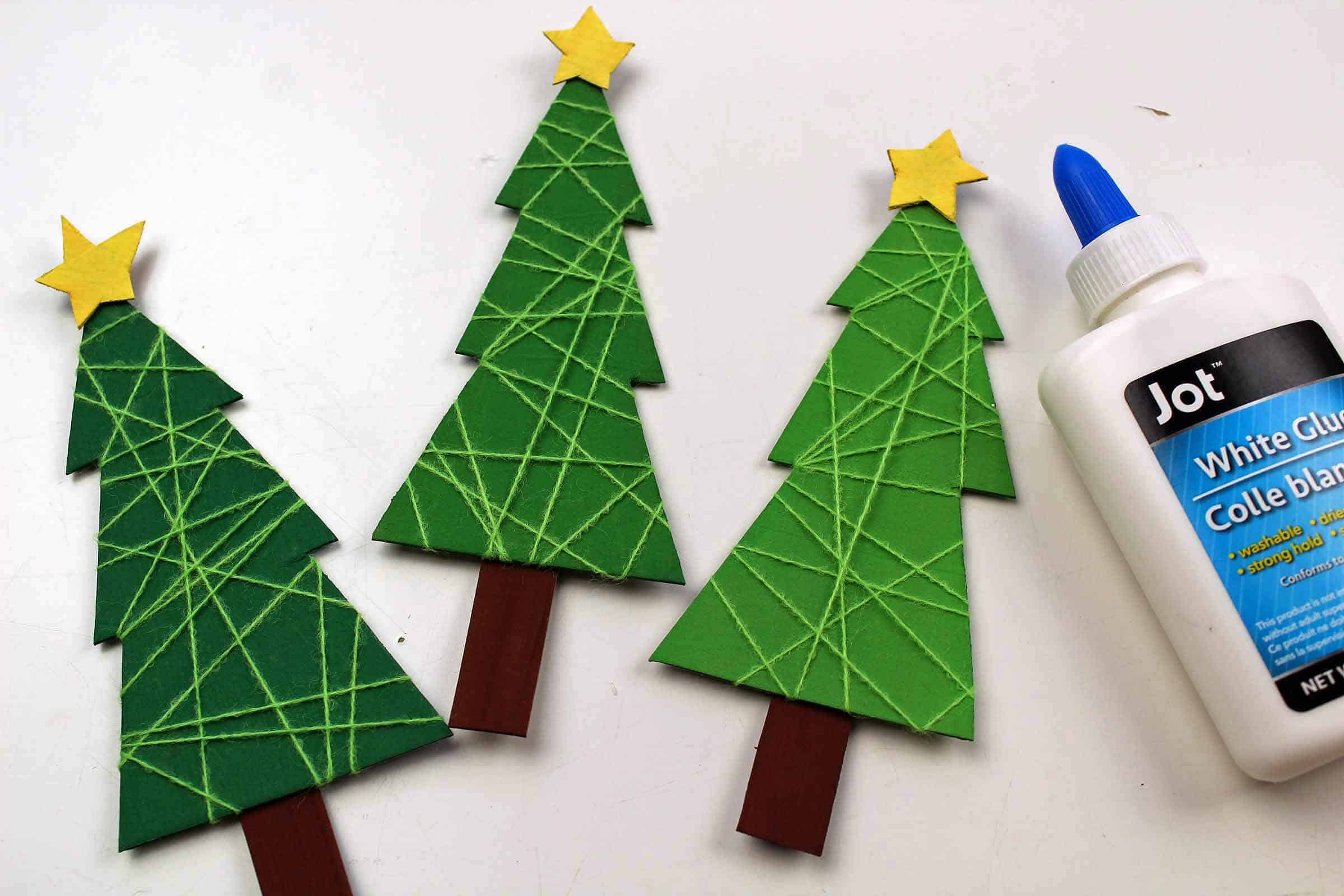 easy christmas tree craft made with string