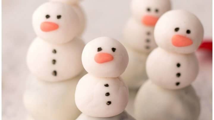 Snowman Oreo Balls Party Treat