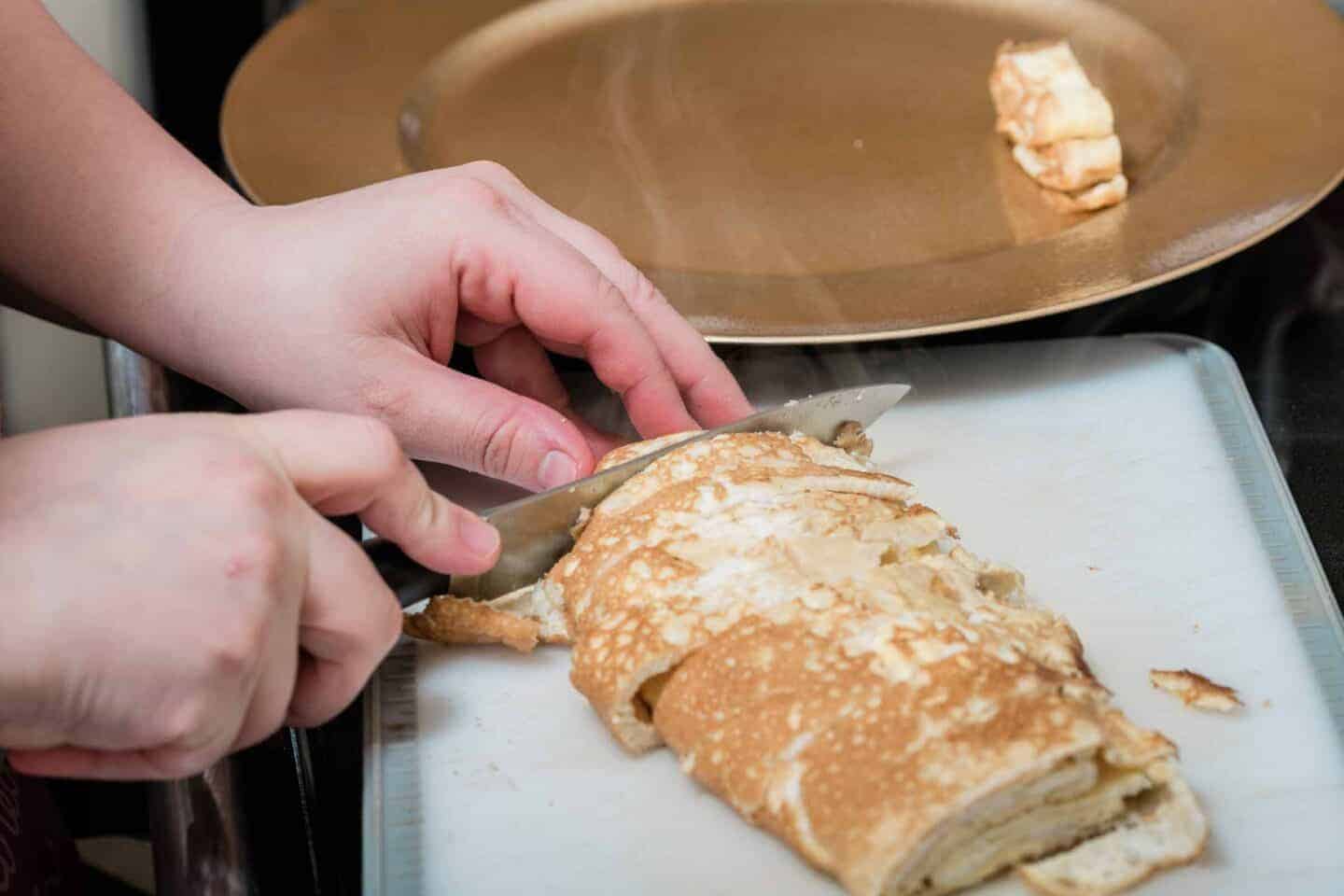 Making Japanese Omelette Recipe Using A Tamagoyaki Pan.