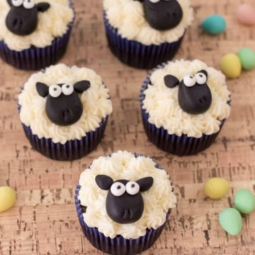 Funky Sheep Easter Cupcakes.