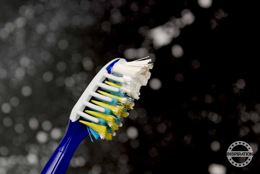 Use Toothbrush to Make Galaxy Background.