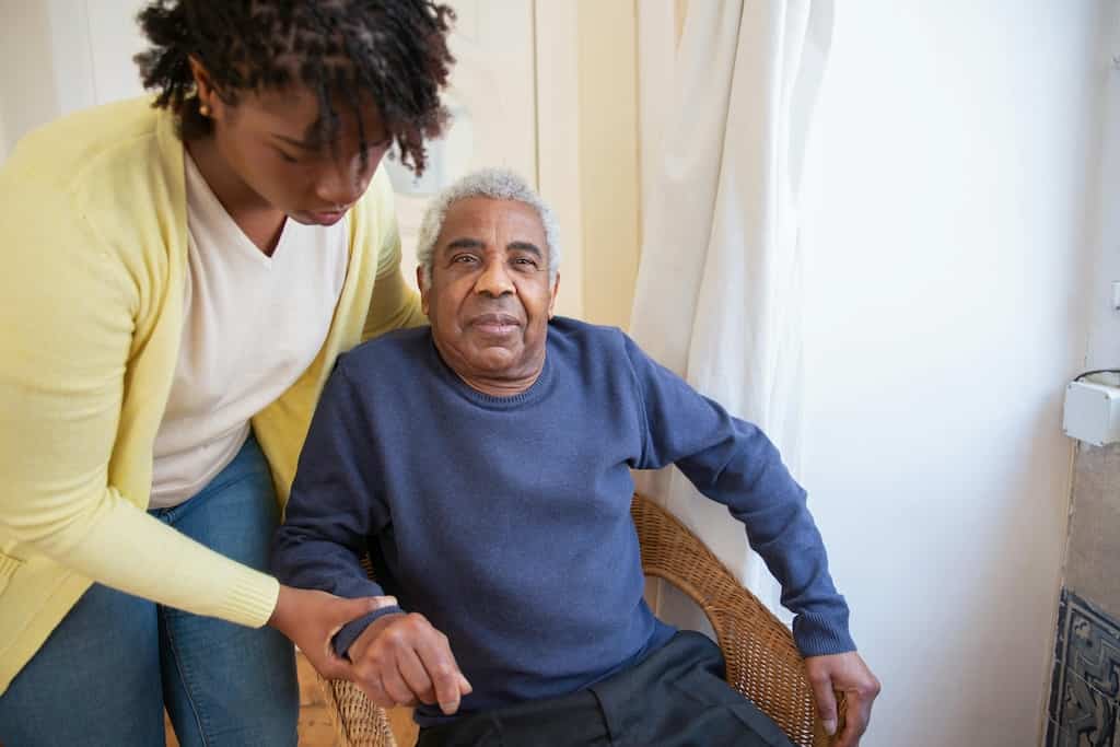 Guide to Choosing Between Home Care