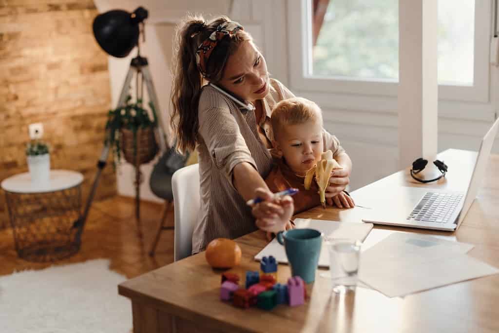 Stay-at-Home Mums Can Keep Upskilling