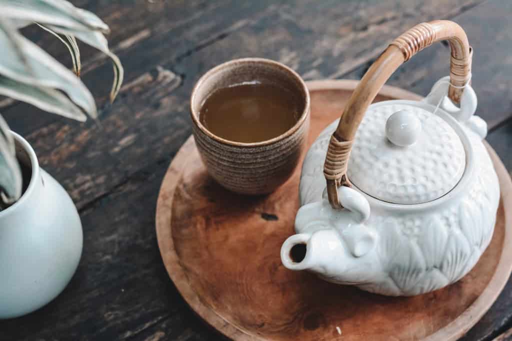 teapot and tea cup.