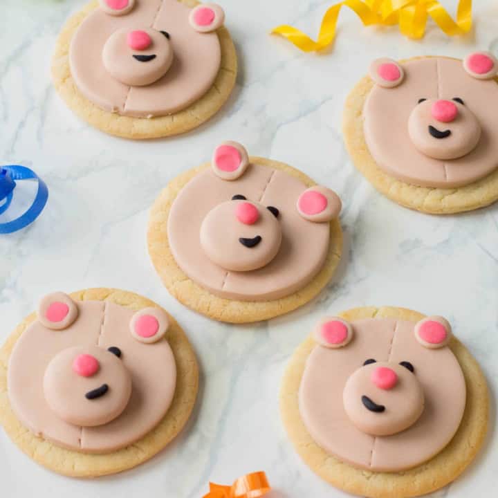 Adorable Teddy Bear Cookies Recipe.