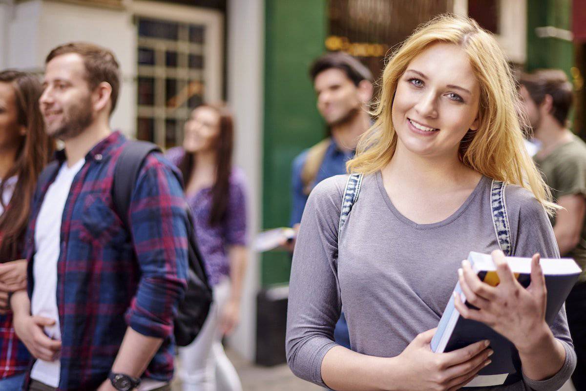 Avoid Costly Budgeting Mistakes | Students Going To College.