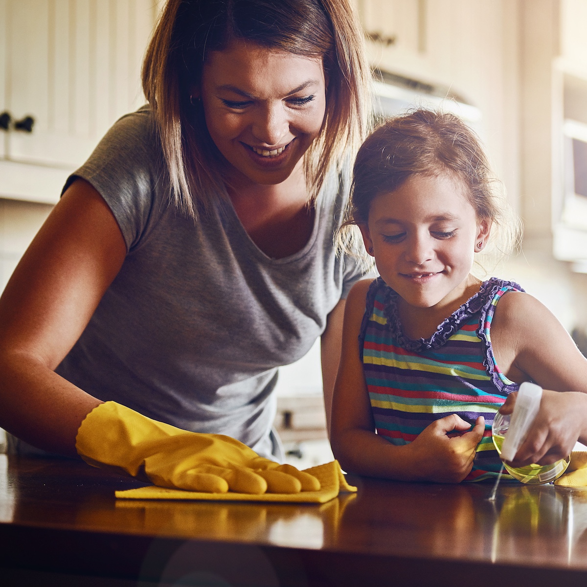 Home Cleaning Strategies for Busy Moms | The Inspiration Edit